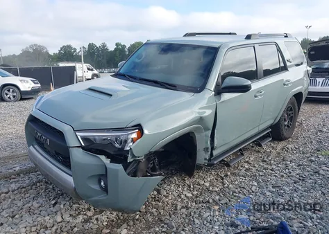 2022 Toyota 4Runner Trd Off Road z USA, uszkodzony, nr VIN JTEPU5JR3N6016285